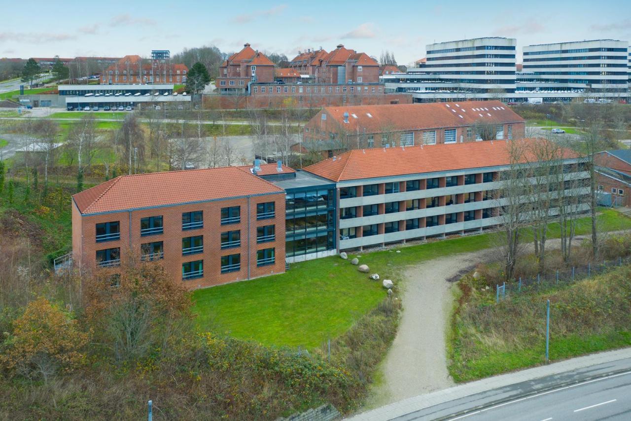 Hotel Sonderborg Kaserne Экстерьер фото